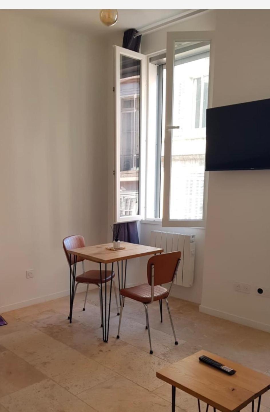 Central And Comfortable Studio, Near Train Station Marseille Eksteriør billede